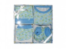 Boxed and ribboned gift set 0-6months By Pesci Kids